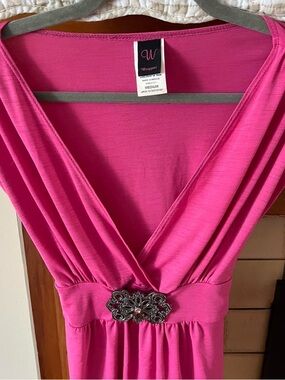 Wrapper Pink V-Neck Tank y2k babydoll with Decorative Brooch